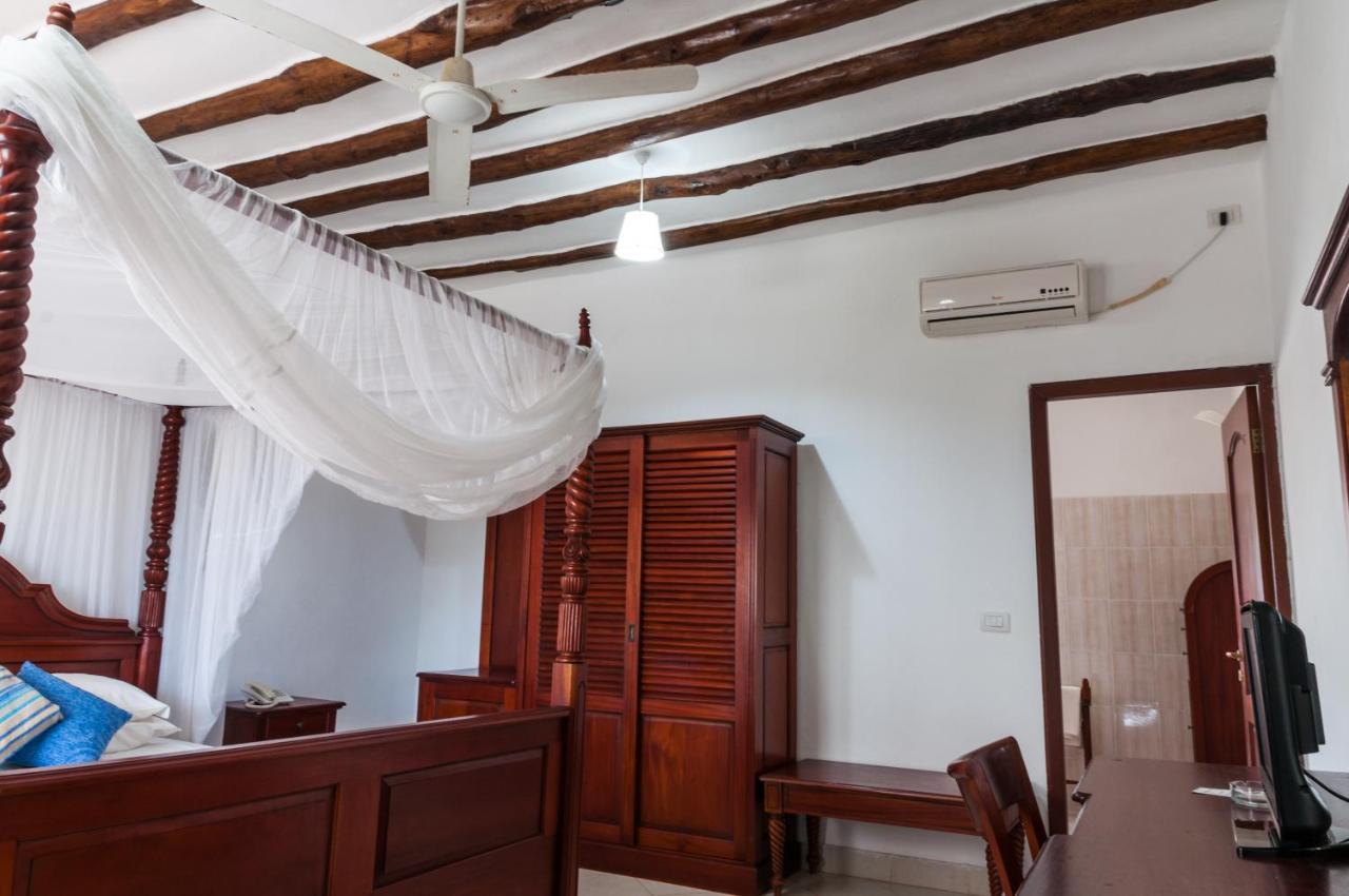 Twiga Beach Resort & Spa Watamu Exteriér fotografie