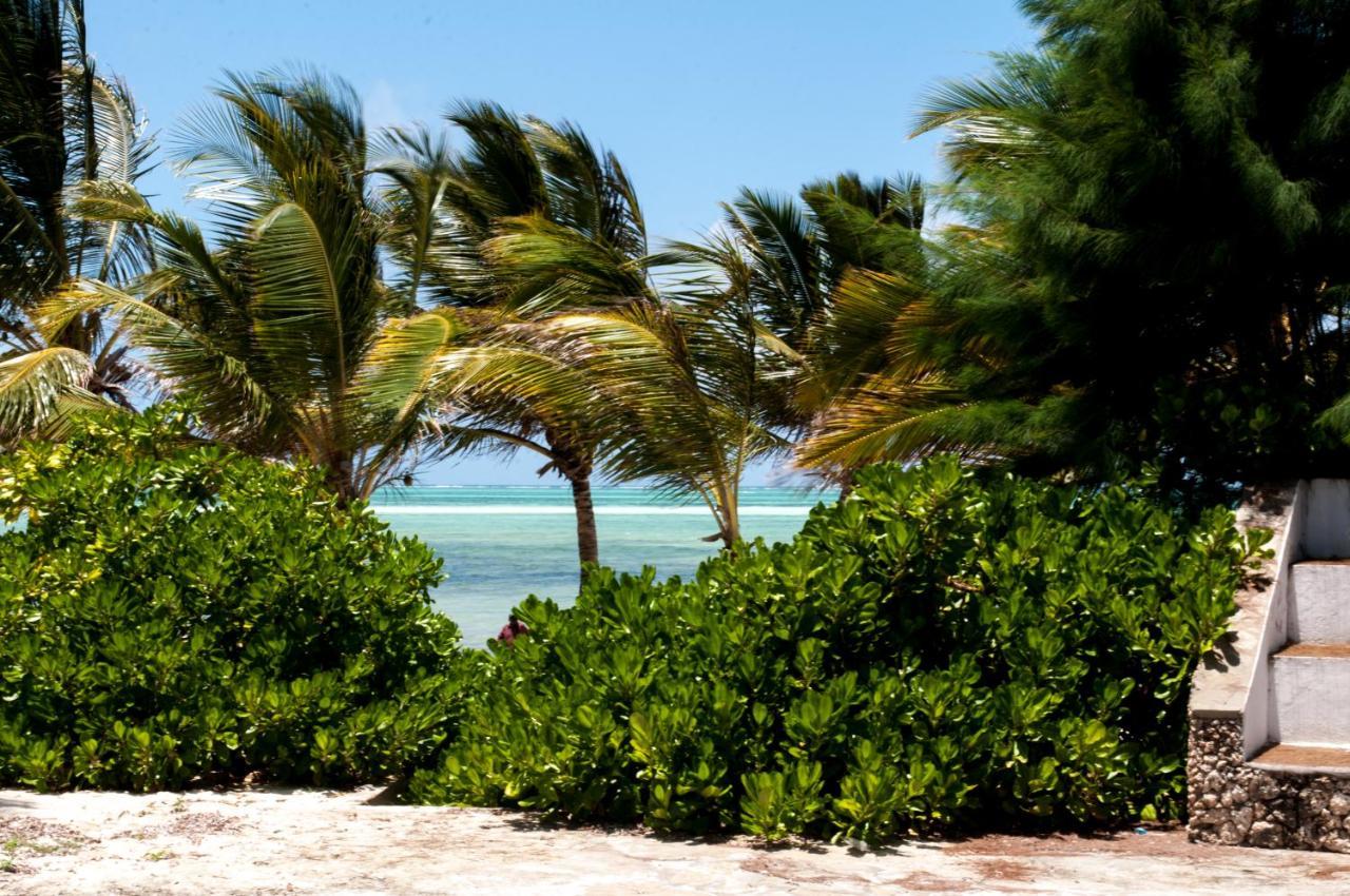 Twiga Beach Resort & Spa Watamu Exteriér fotografie